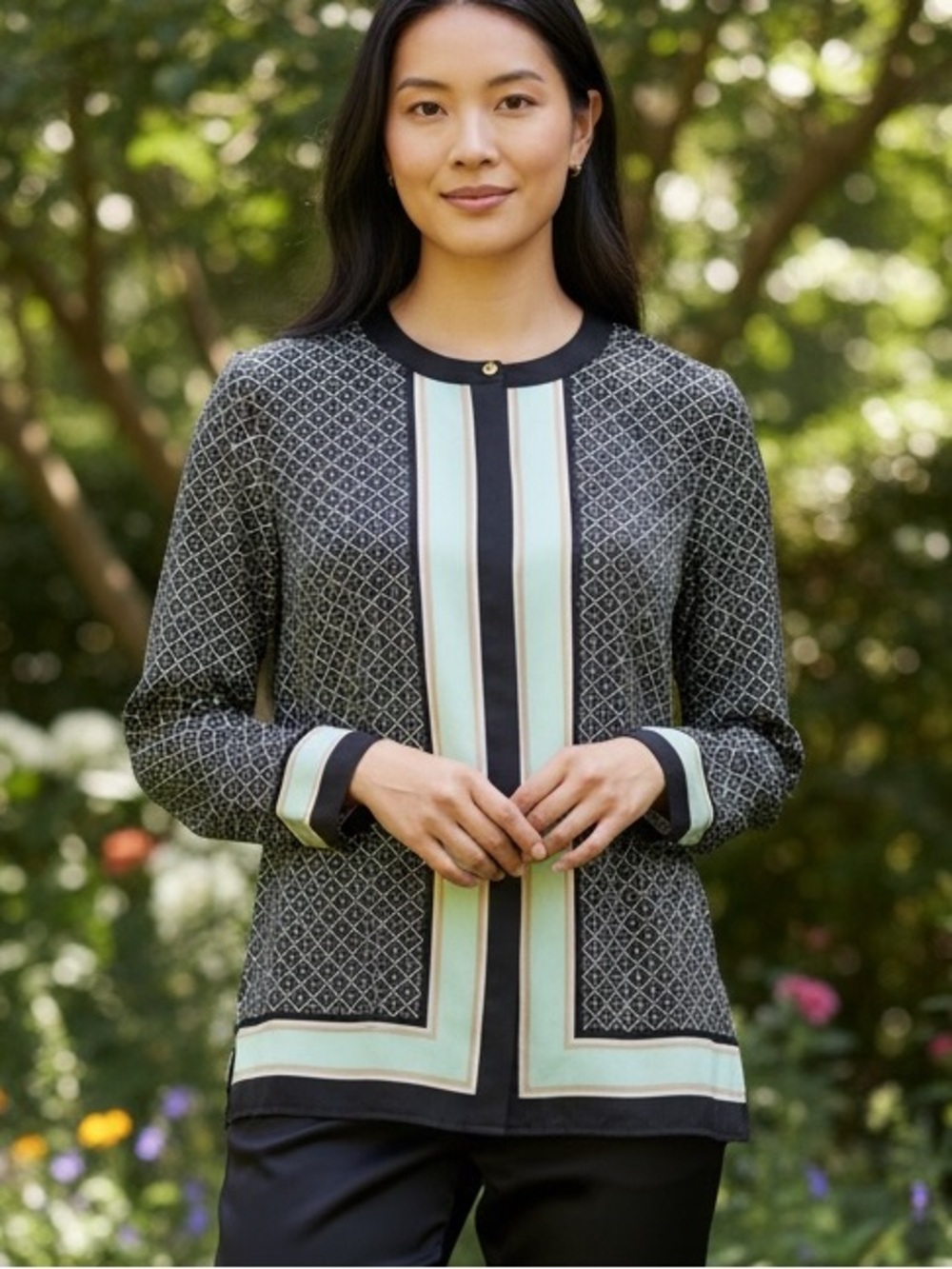 DANA BUCHMAN GEOMETRIC DESIGN BUTTON DOWN & ROLL UP CUFF BLOUSE QUIET LUXURY 4